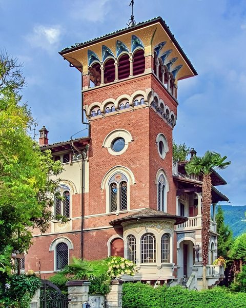 Immobilienanzeige historische Villa auf realportico.at