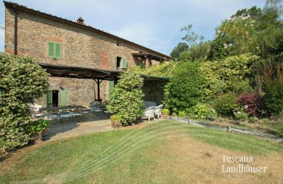 Landhaus kaufen Arezzo, Toskana, RIF 2993 Terrasse am Haus 