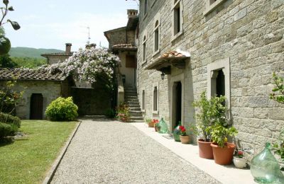 Herrenhaus/Gutshaus kaufen Caprese Michelangelo, Toskana, Innenhof