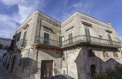 Schloss kaufen Oria, Apulien, Außenansicht