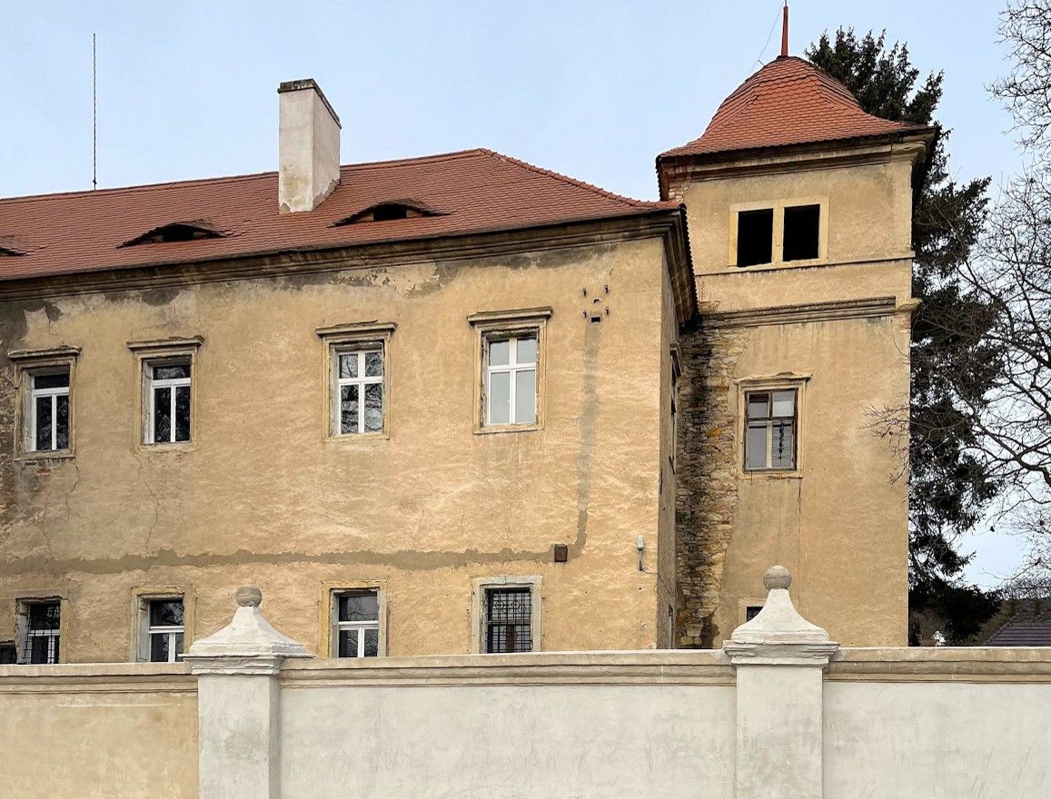 Fotos Renaissance-Vierflügel-Schlossanlage im Norden von Prag