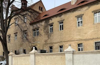 Schloss kaufen Štětí, Ústecký kraj, Vorderansicht