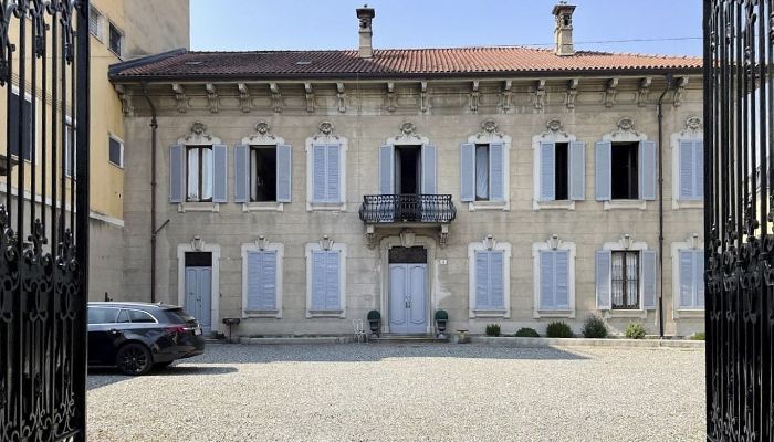 Historische Villa Verbano-Cusio-Ossola, Intra 2