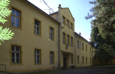 Herrenhaus/Gutshaus kaufen Region Nitra, Vorderansicht