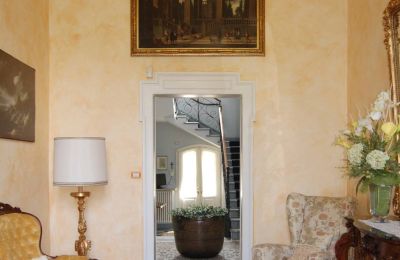Historische Villa kaufen Merate, Lombardei, Eingangshalle