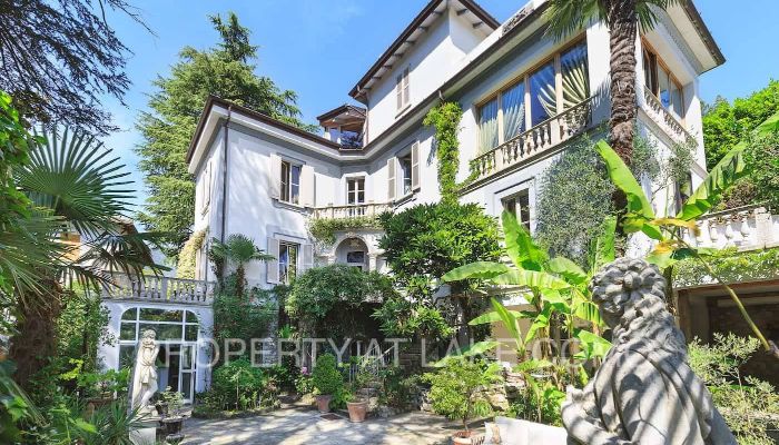 Historische Villa kaufen Dizzasco, Lombardei,  Italien