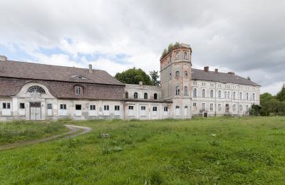 Schloss kaufen Cecenowo, Pałac w Cecenowie, Pommern, 2016