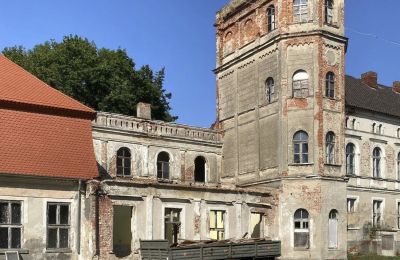 Schloss kaufen Cecenowo, Pałac w Cecenowie, Pommern, Turm