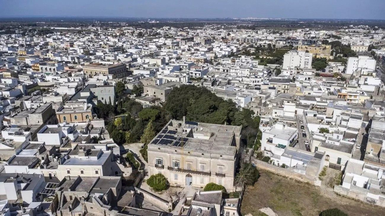 Fotos Großer Palazzo im Salento mit Garten und Pool