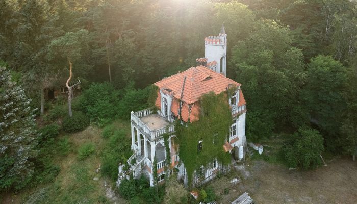 Villa Gąseckich in Józefów bei Warschau