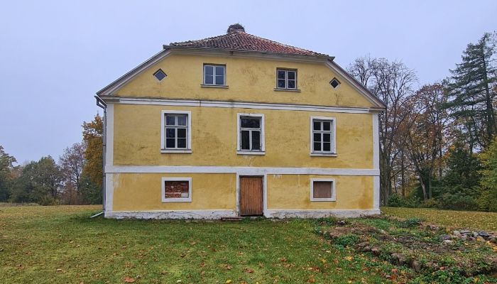 Herrenhaus/Gutshaus Laidi 4