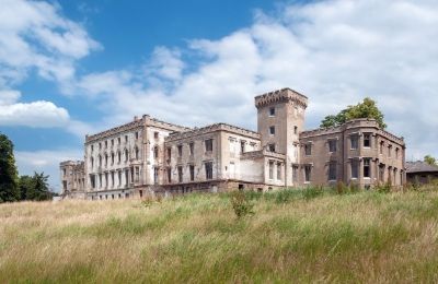 Schloss, Herrenhaus, Gutshaus, Gutsschloss? Ausstellung in Waren gibt Antworten