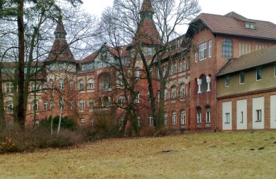 Schloss kaufen 03099 Kolkwitz - Gołkojce, Klinikum, Brandenburg, Rückseite