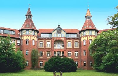 Charakterimmobilien, Schloss Kolkwitz - Schlossanlage als Seniorenresidenz