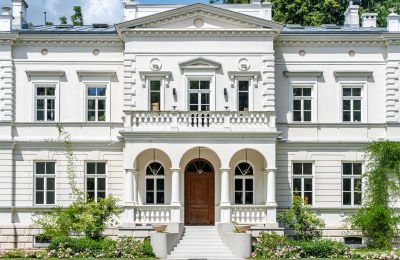 Schloss kaufen Masowien, Vorderansicht