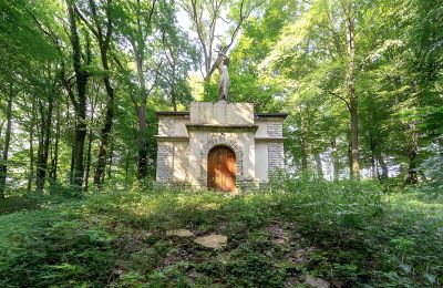 Herrenhaus/Gutshaus kaufen Poręba Żegoty, Ruiny Dworu Szembeków, Kleinpolen, Mausoleum