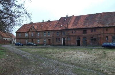 Schloss kaufen Osetno, Pałac w Osetnie, Niederschlesien, Nebengebäude