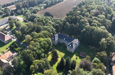 Charakterimmobilien, Schloss Meffersdorf in Niederschlesien - Pałac w Pobiednej