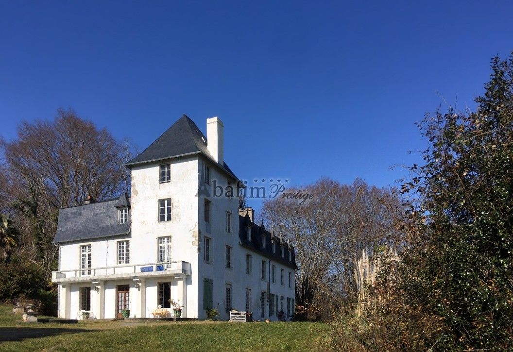 Fotos Château bei Pau - 12 Hektar, geringe Grundsteuer