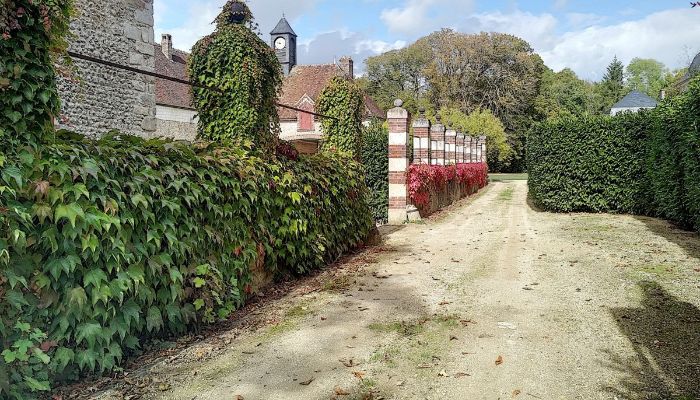 Schloss Auxerre 2