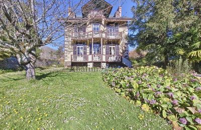 Historische Villa kaufen Bagnères-de-Bigorre, Okzitanien, Rückseite