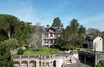 Historische Villa kaufen Bagnères-de-Bigorre, Okzitanien, Außenansicht