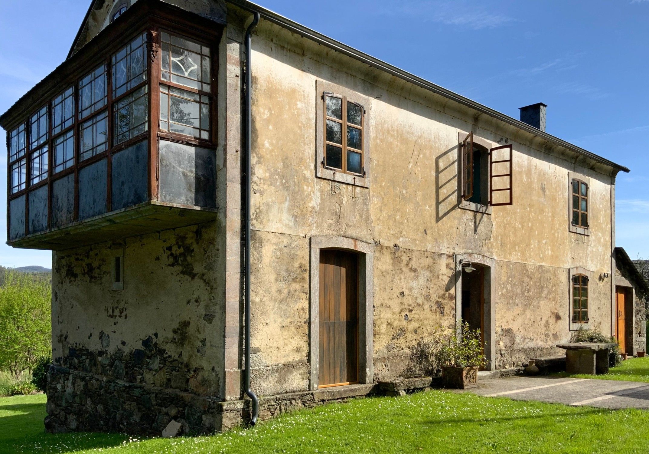 Fotos Steinhaus in Moeche, Galicien - Schöne Liegenschaft zur Restaurierung