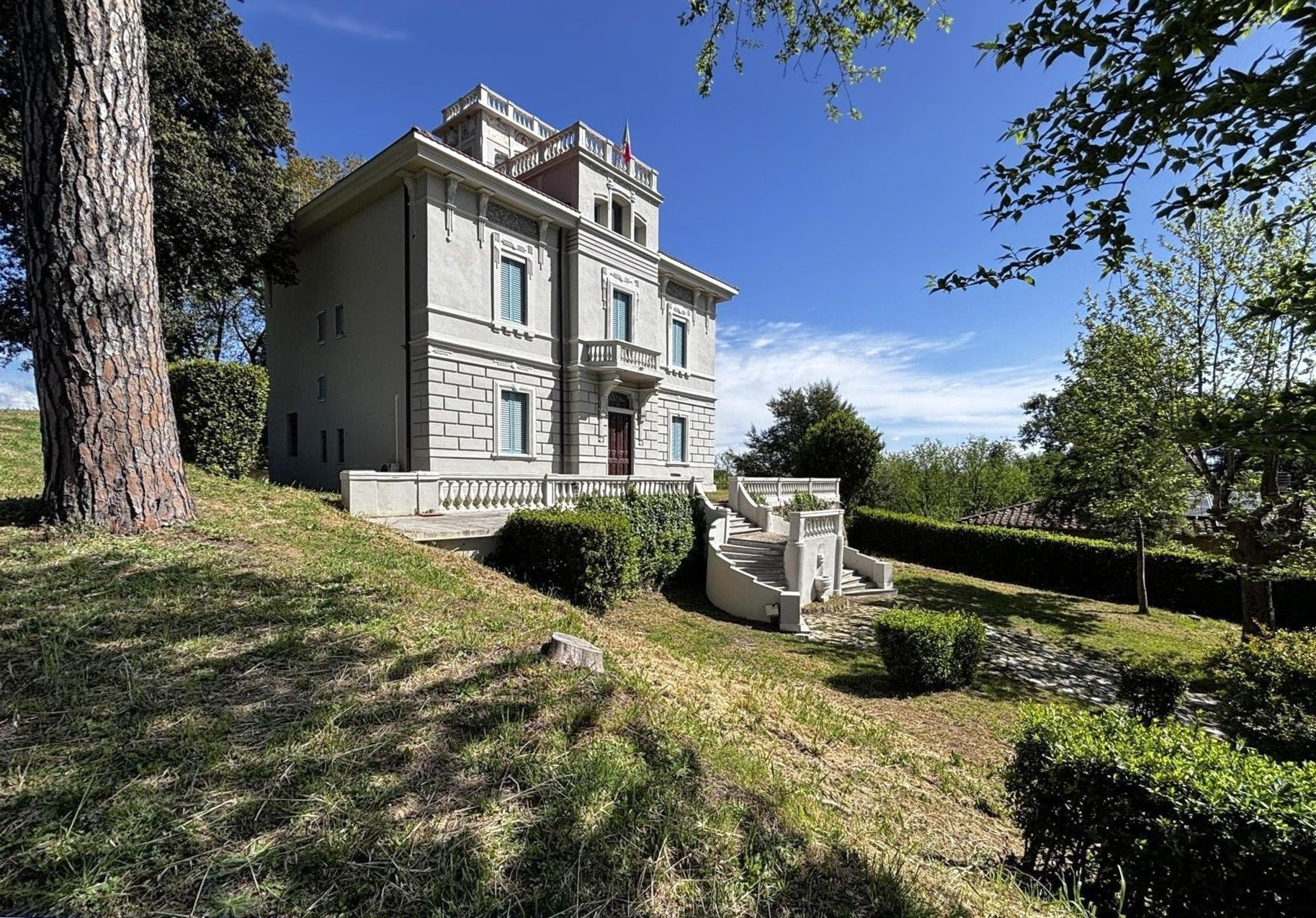 Fotos Historische Villa in Pisa, Italien