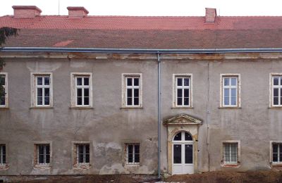 Herrenhaus/Gutshaus kaufen Rumanová, Region Nitra, Vorderansicht