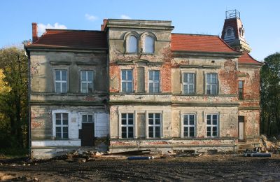 Herrenhaus/Gutshaus kaufen Pisarzowice, Niederschlesien, Vorderansicht