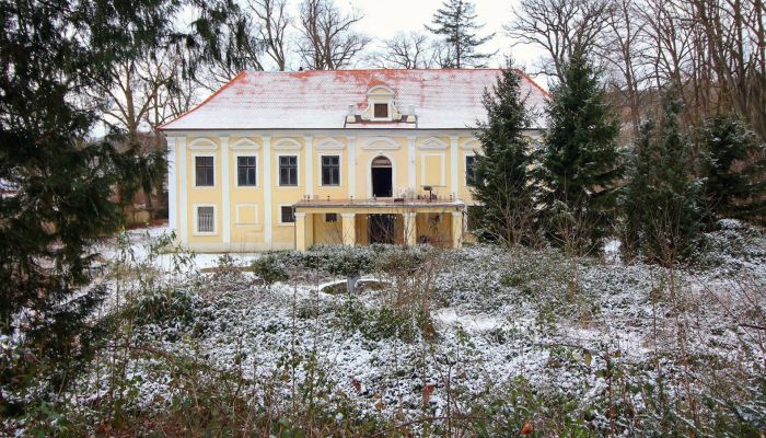 Schloss Plzeňský kraj, okres Klatovy, Klatovy 1