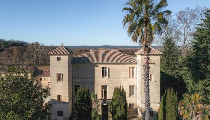 Herrenhaus/Gutshaus kaufen Uzès, Okzitanien,  Frankreich