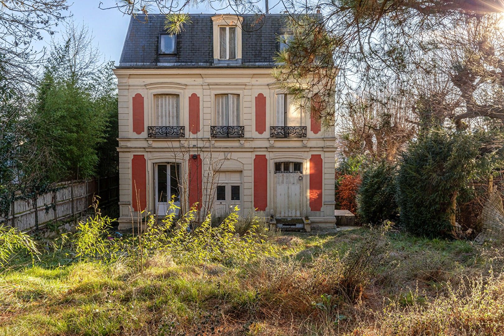 Fotos Schicke Villa im Pariser Vorort Sèvres