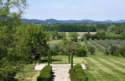 Schloss kaufen Barjac, Okzitanien, Grundstück