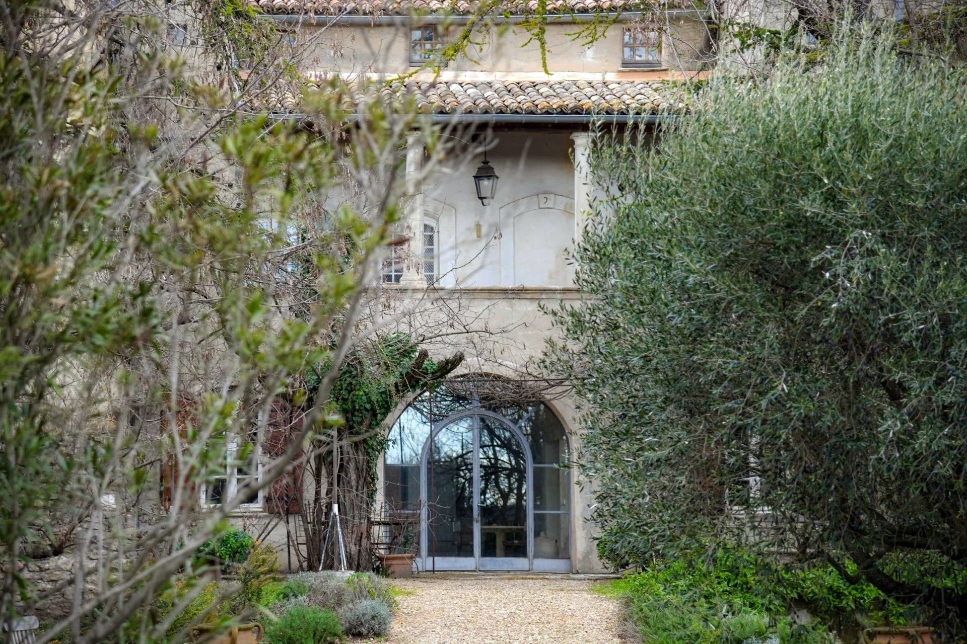 Fotos Wunderschön saniertes historisches Anwesen mit Garten Nähe Uzès