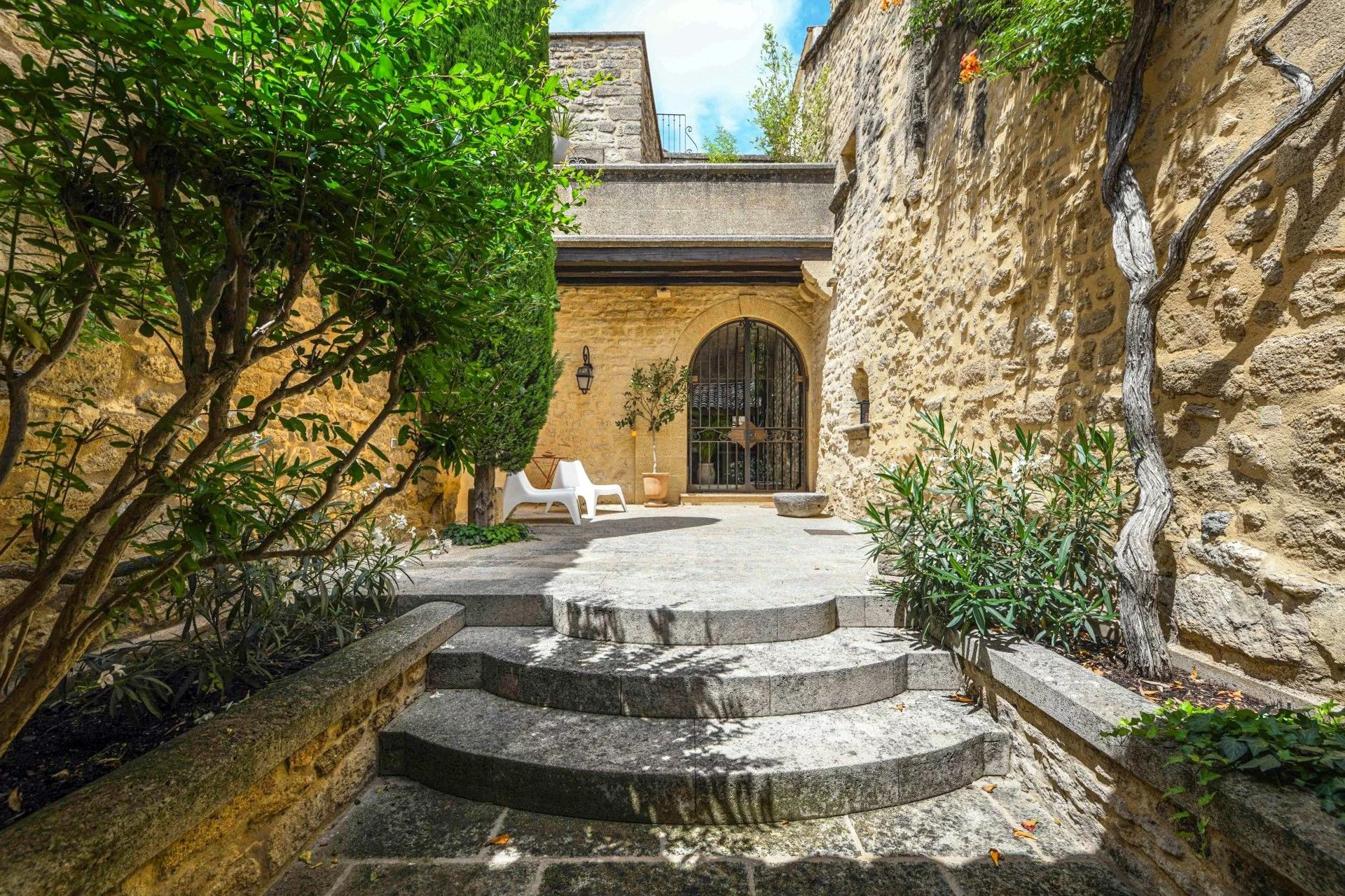 Fotos Authenthisches historisches Stadthaus Nähe Vers-Pont-du-Gard