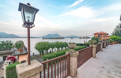 Historische Villa kaufen Baveno, Piemont, Terrasse