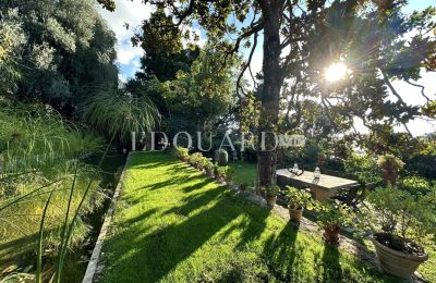 Apartment in historischem Gebäude kaufen Menton, Provence-Alpes-Côte d'Azur, Foto 9/38