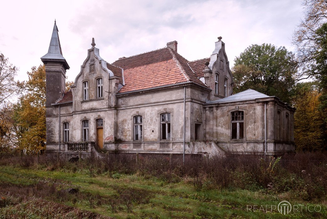 Gutshaus in Alleinlage, Polen