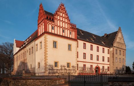 Trebsen/Mulde, Thomas-Müntzer-Gasse - Schloss Trebsen - Landkreis Leipzig